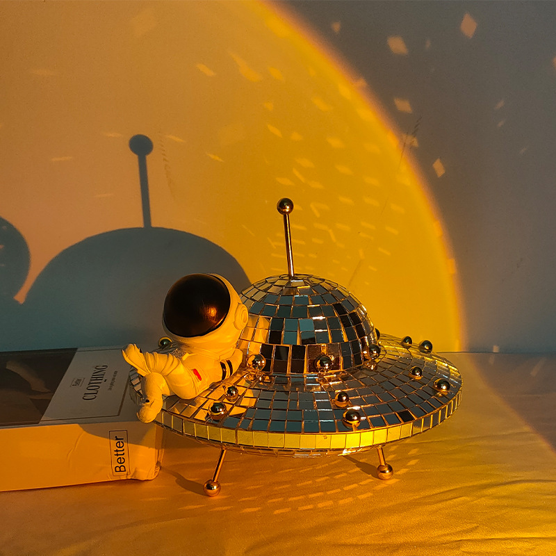 UFO Mirror Disco Ball Reflecti - Art Craft Mirror recension och pris