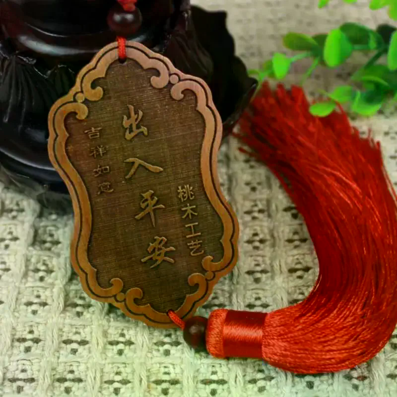 Wooden Carved Guanyin Ornament - Art Craft Mirror recension och pris